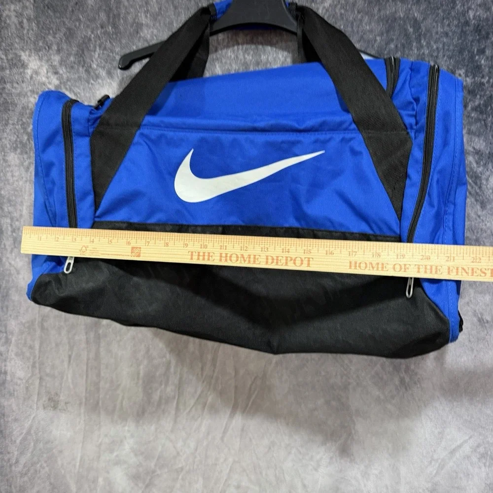 Nike Brasilia Duffel Bag Medium Royal Blue Black Gym Travel Train Sports
